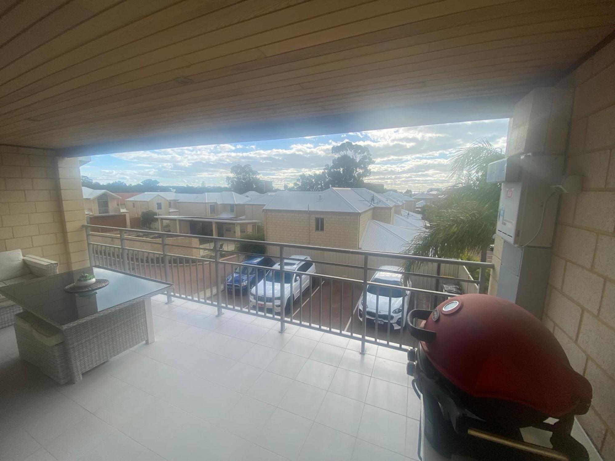 Villa Serenity On The Terrace Mandurah Exterior photo